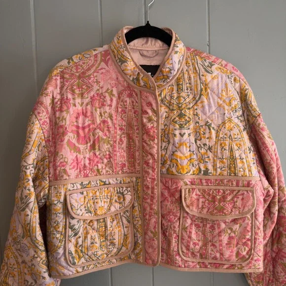7 For All Mankind Cropped Quilted Floral Jacket Pink Boxy Boho Patchwork M - Picture 1 of 10